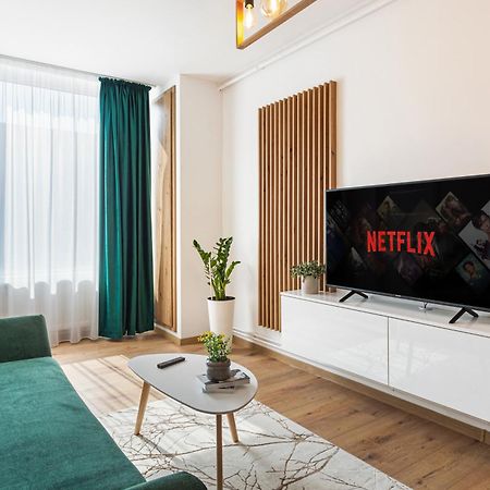 אראד Marina Apartment מראה חיצוני תמונה